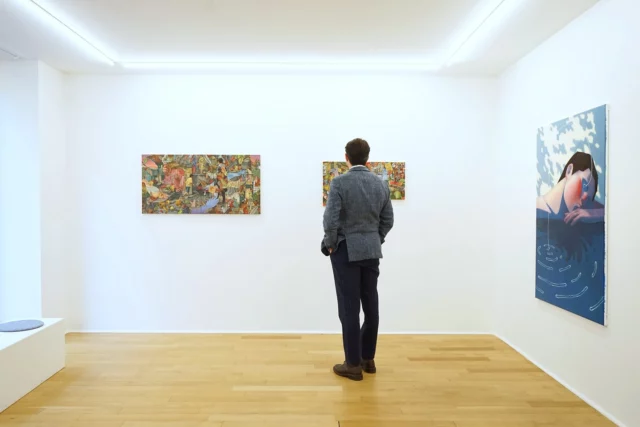 [exhibition view] A Very Ordinary Day 

What is your favorite mood for an ordinary day? 

Left : @shinpeiokawa 
Right :  @leesojeonggg 

#exhibitionart #shinpeiokawa #leesojeong #galeriepj