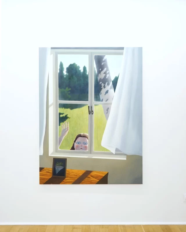 [ art work] by @leesojeonggg for the exhibition at galerie PJ ‘A Very Ordinary Day’ . 

🇬🇧LEE Sojeong‘s work explores the manifestations of the unconscious through a painting practice that is both instinctive and introspective.

———— 

🇫🇷 Le travail de LEE Sojeong explore les manifestations de l’inconscient à travers une peinture à la fois instinctive et introspective. 

🖼️Hello from Outside, 2025
160X120, Oil on canvas

#painting #koreanartist #leesojeong #exhibition #metz #galeriepj